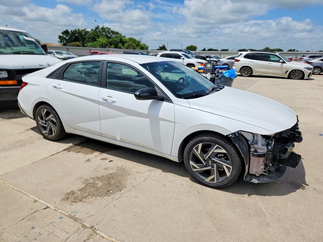 2025 Hyundai Elantra Sel Sport - Фото 4