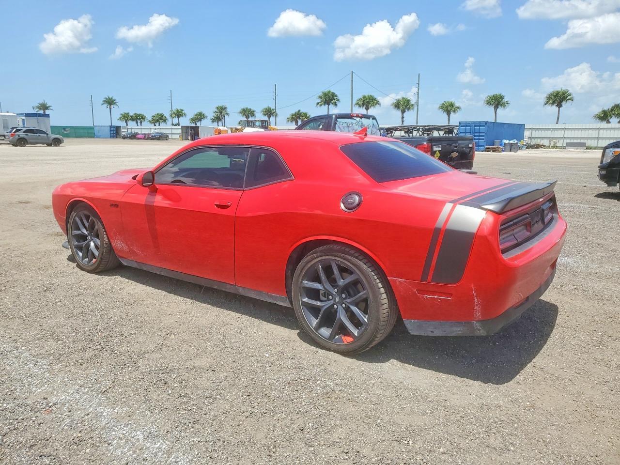 2023 Dodge Challenger R/T - Фото 2