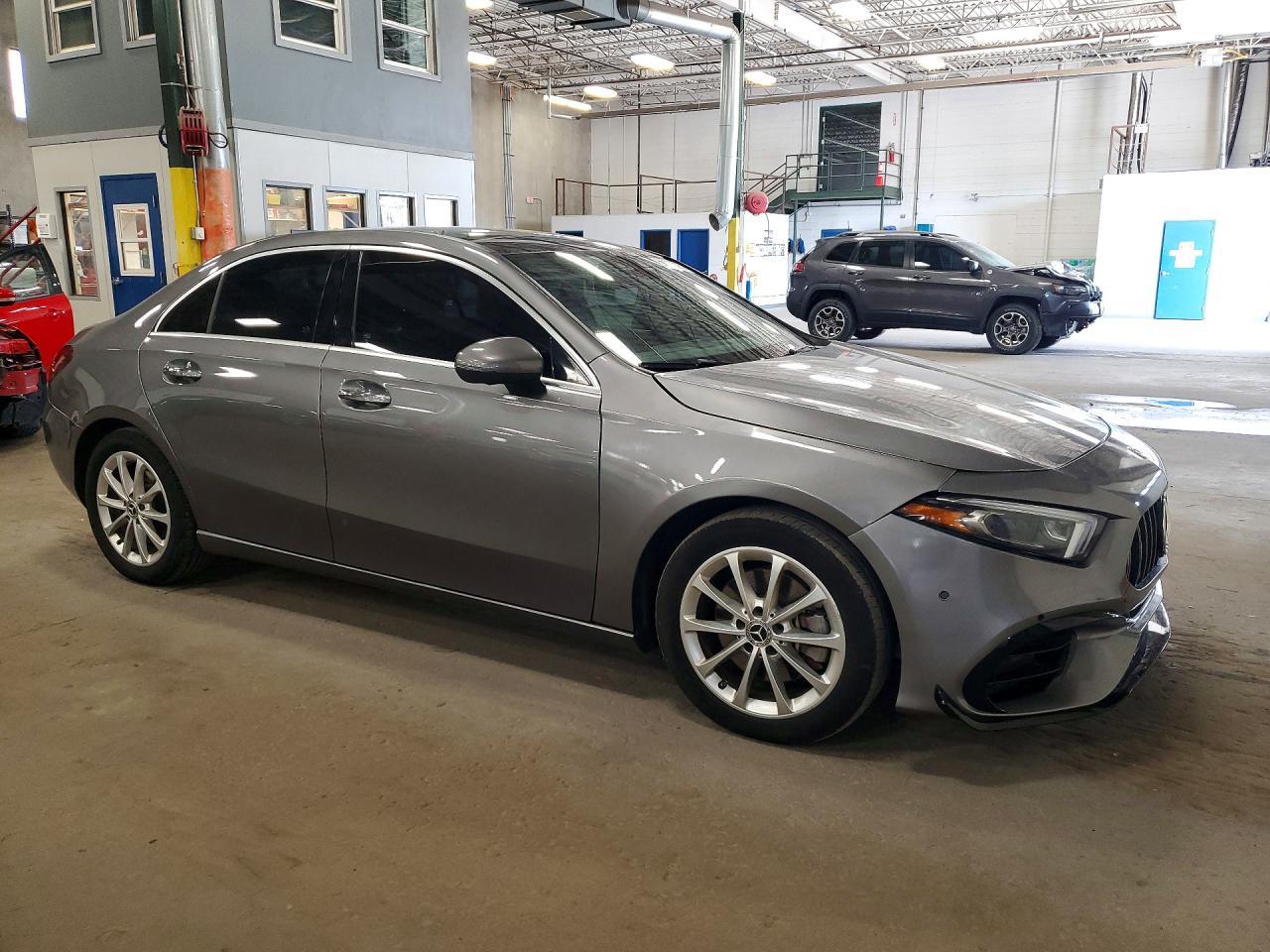 2019 Mercedes-Benz A 220 - Фото 4