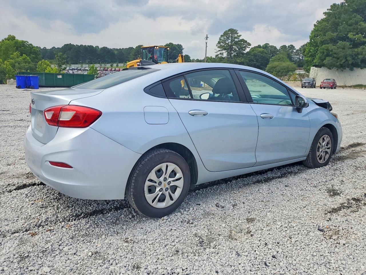2018 Chevrolet Cruze Ls - Фото 3