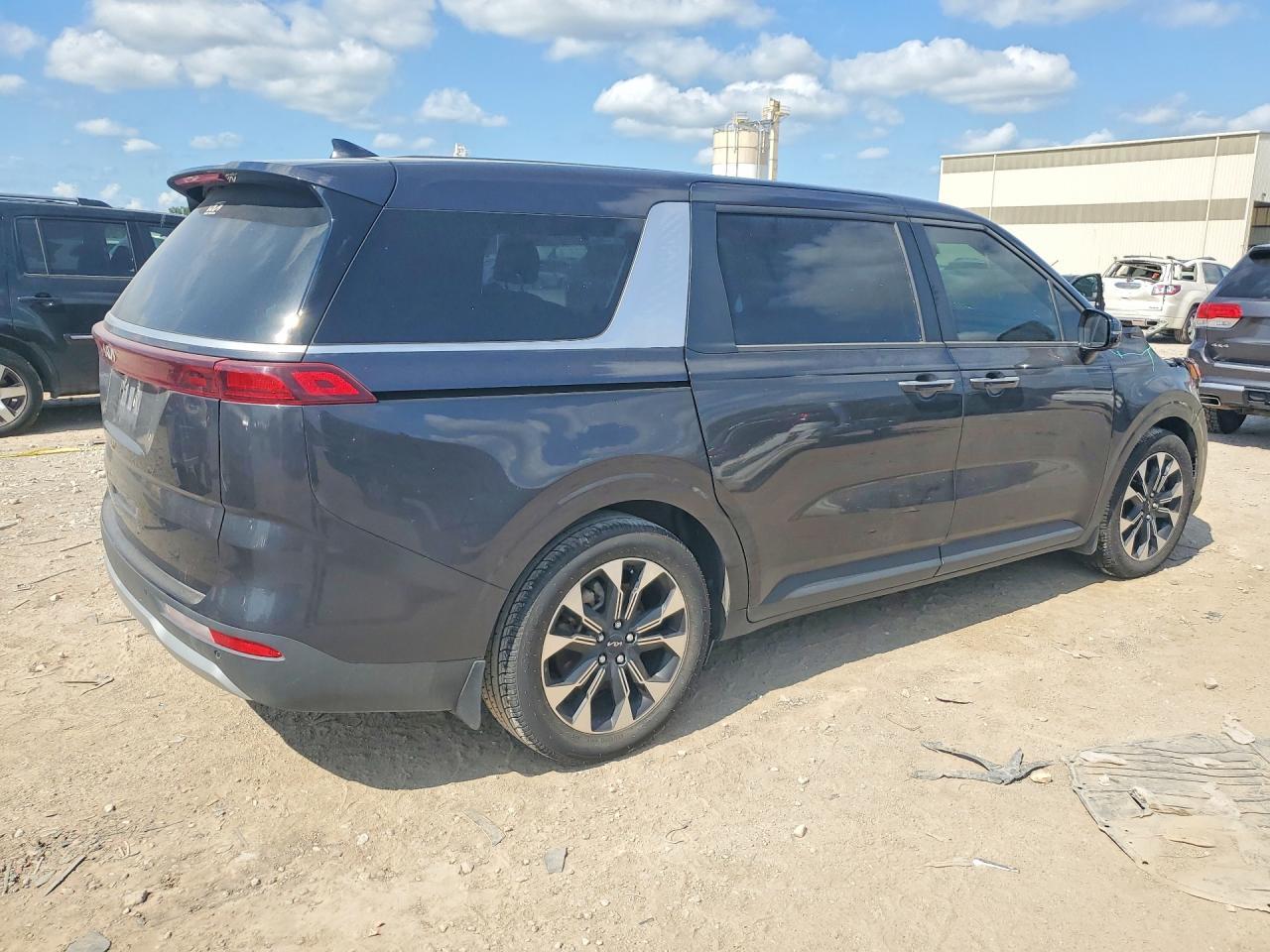 2024 Kia Carnival Ex - Фото 3