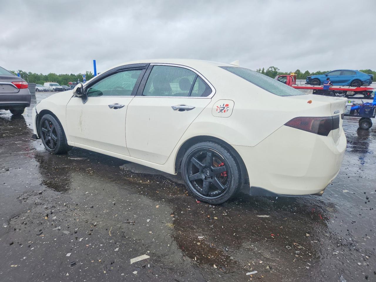 2009 Acura Tsx - Image 2