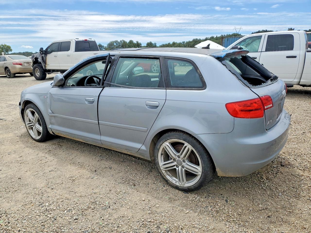 2013 Audi A3 Premium Plus - Фото 2