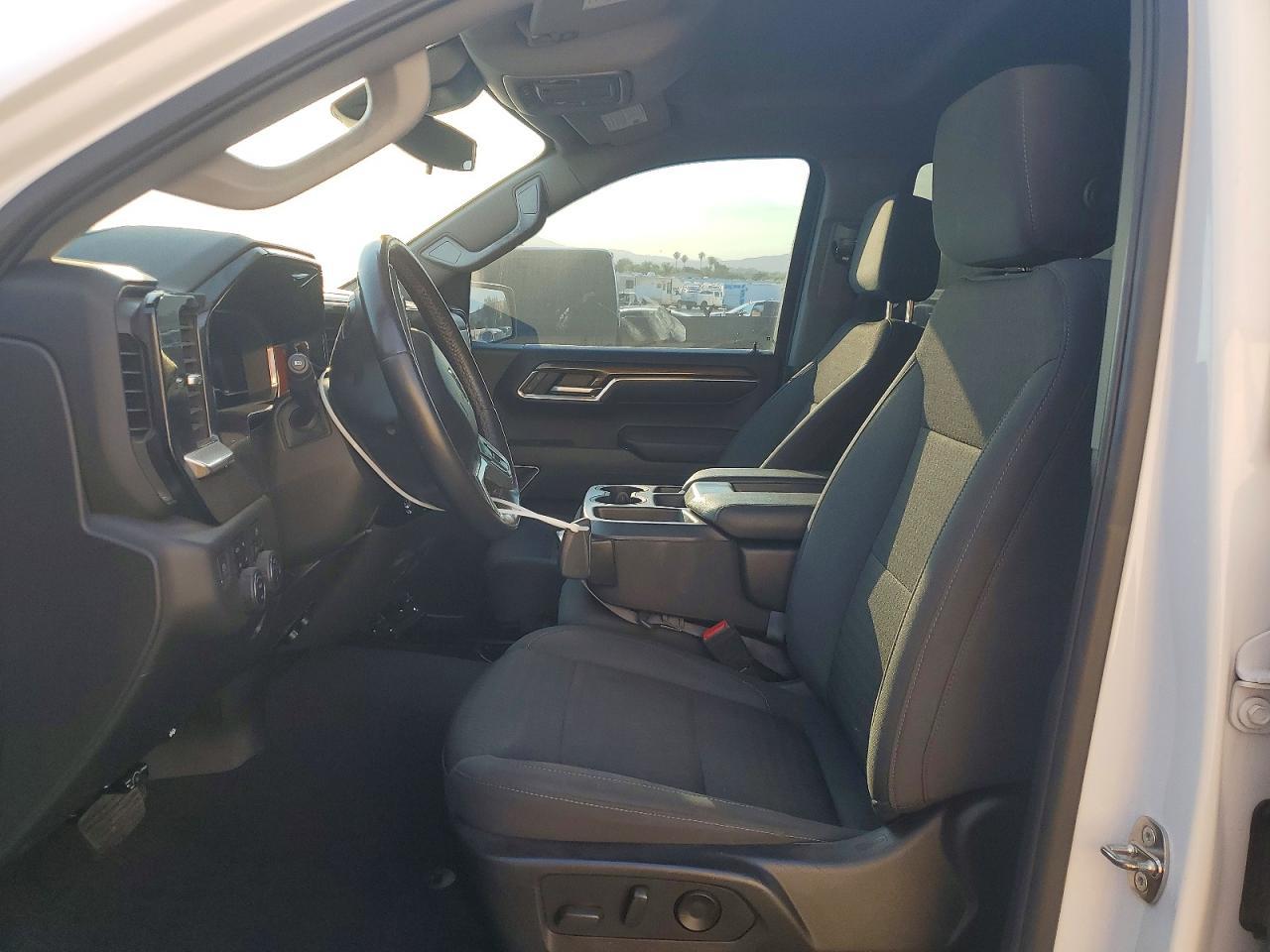2022 Chevrolet Silverado K1500 Lt Trail Boss - Фото 7