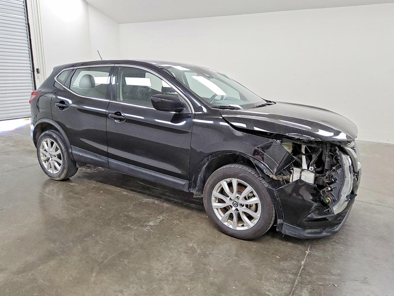 2021 Nissan Rogue Sport S - Фото 4