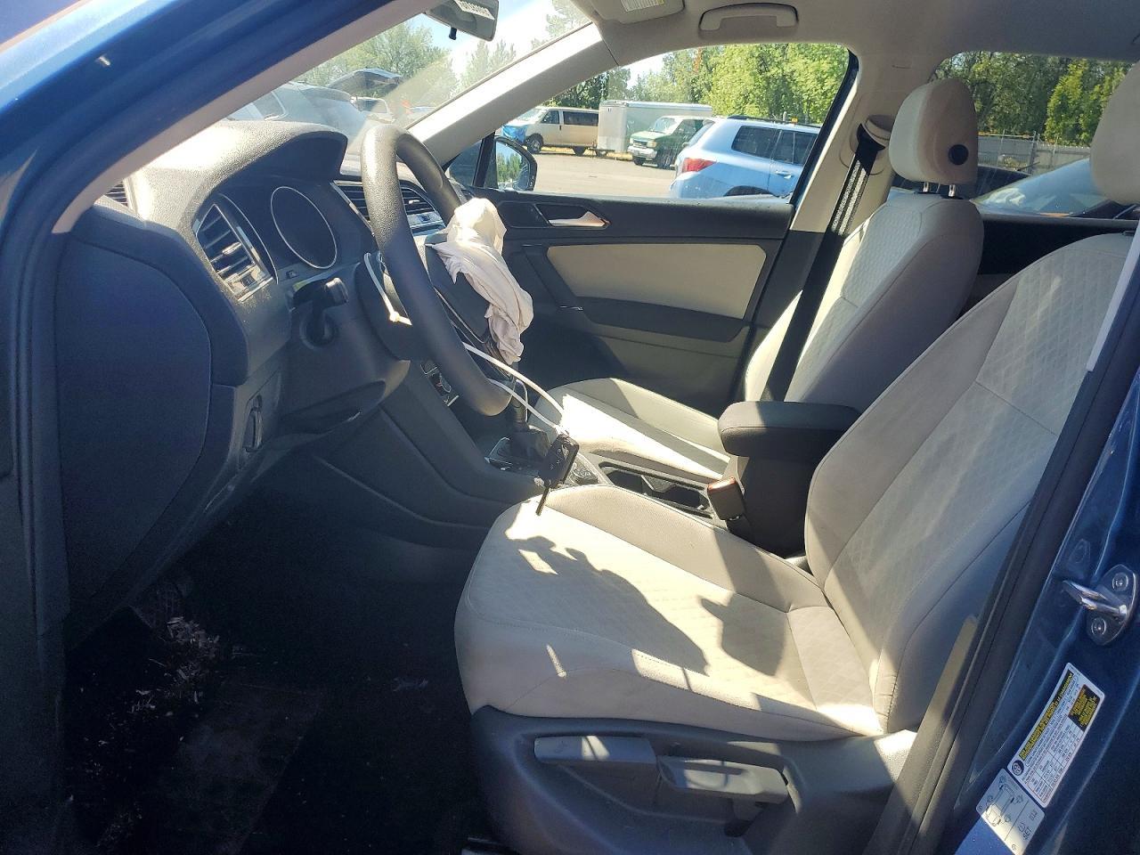 2018 Volkswagen Tiguan S - Image 7