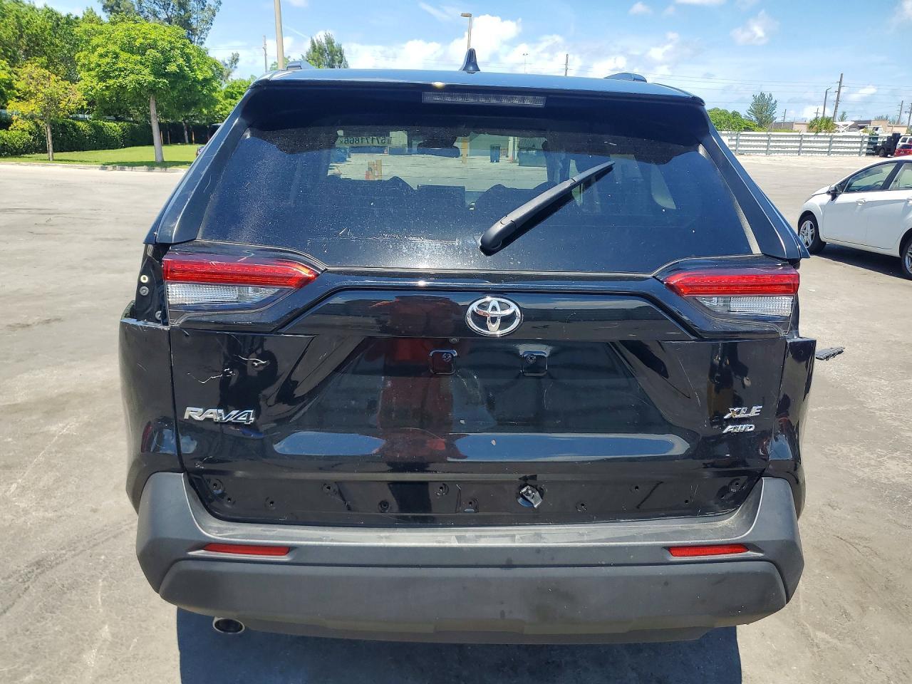 2021 Toyota Rav4 Le - Фото 6