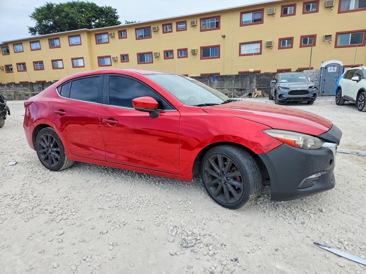 2018 Mazda 3 Touring - Фото 4