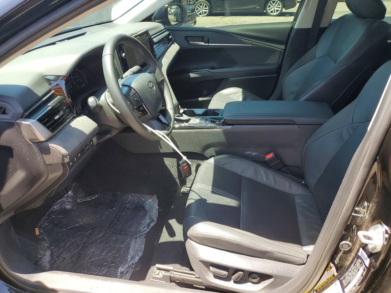 2025 Toyota Camry Xle - Image 7
