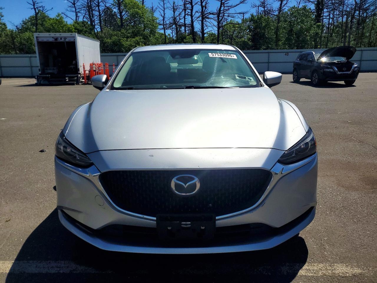 2018 Mazda 6 Touring - Image 5