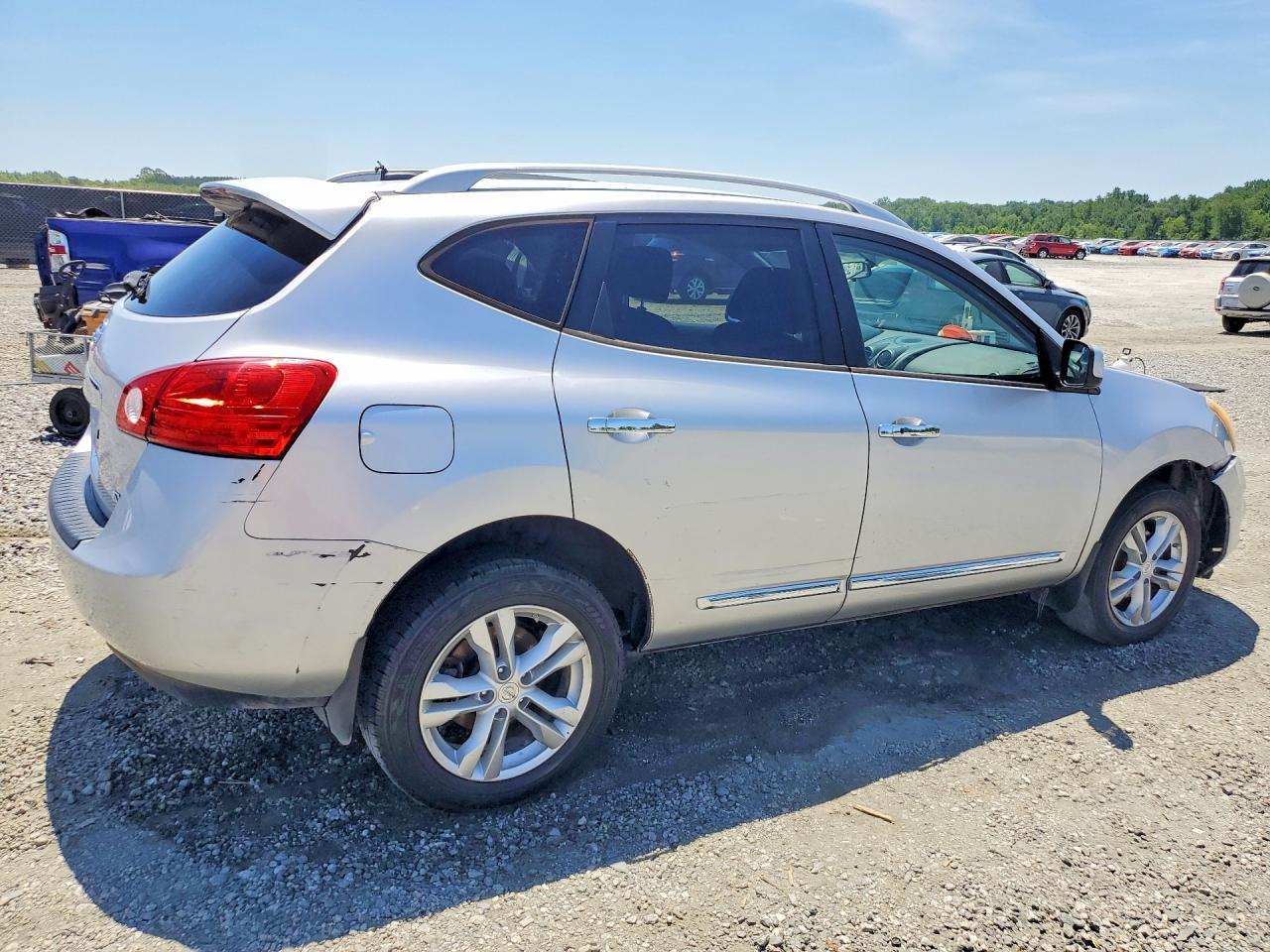 2013 Nissan Rogue S - Фото 3
