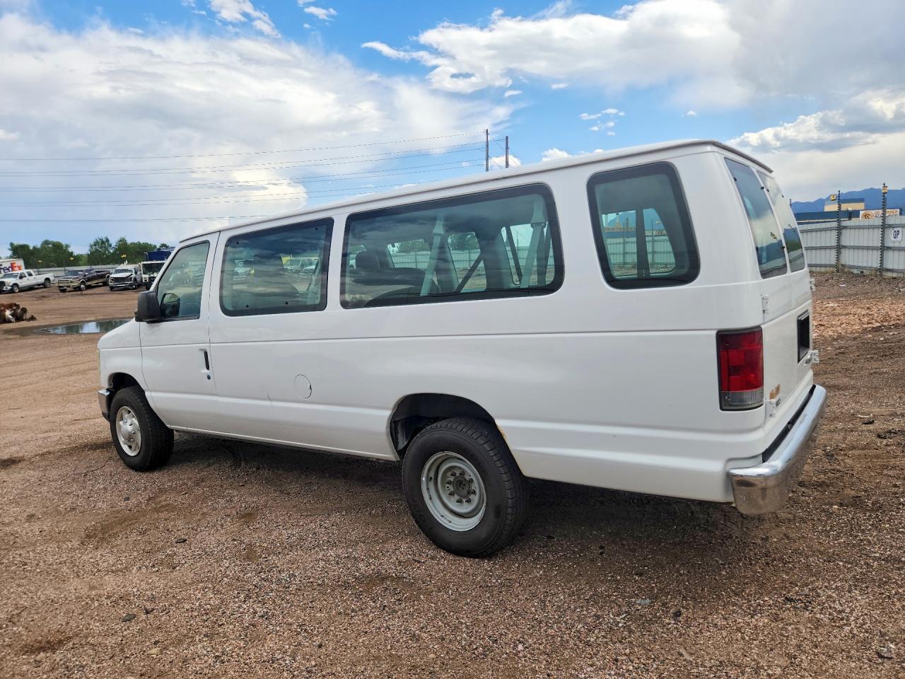 2011 Ford Econoline E350 Super Duty Wagon - Image 2