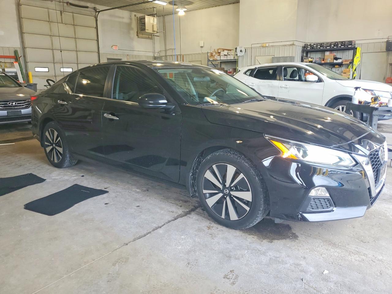 2021 Nissan Altima Sv - Image 4