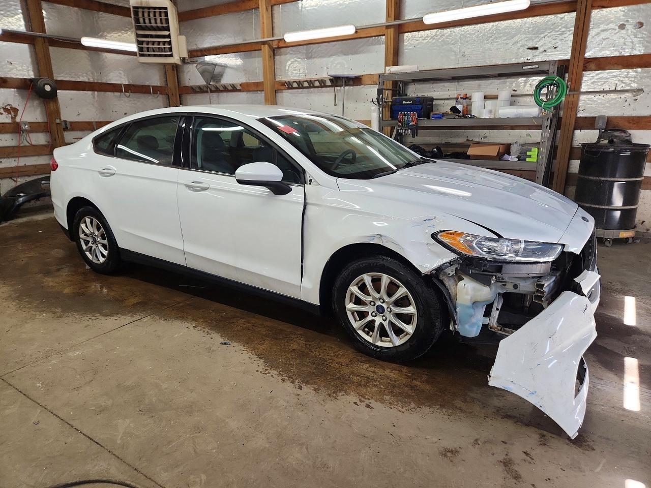 2015 Ford Fusion S - Image 4
