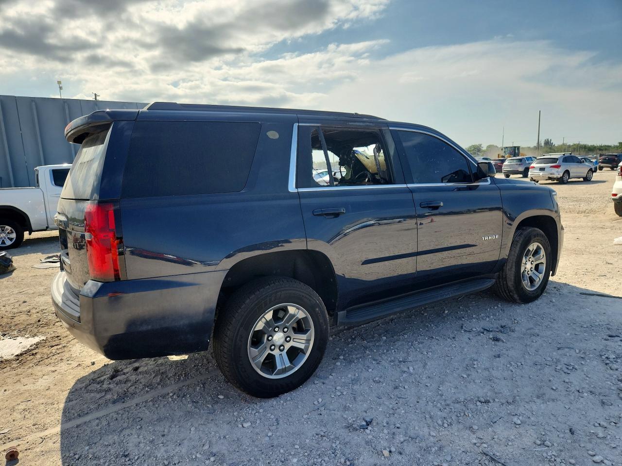 2020 Chevrolet Tahoe K1500 Ls - Image 3