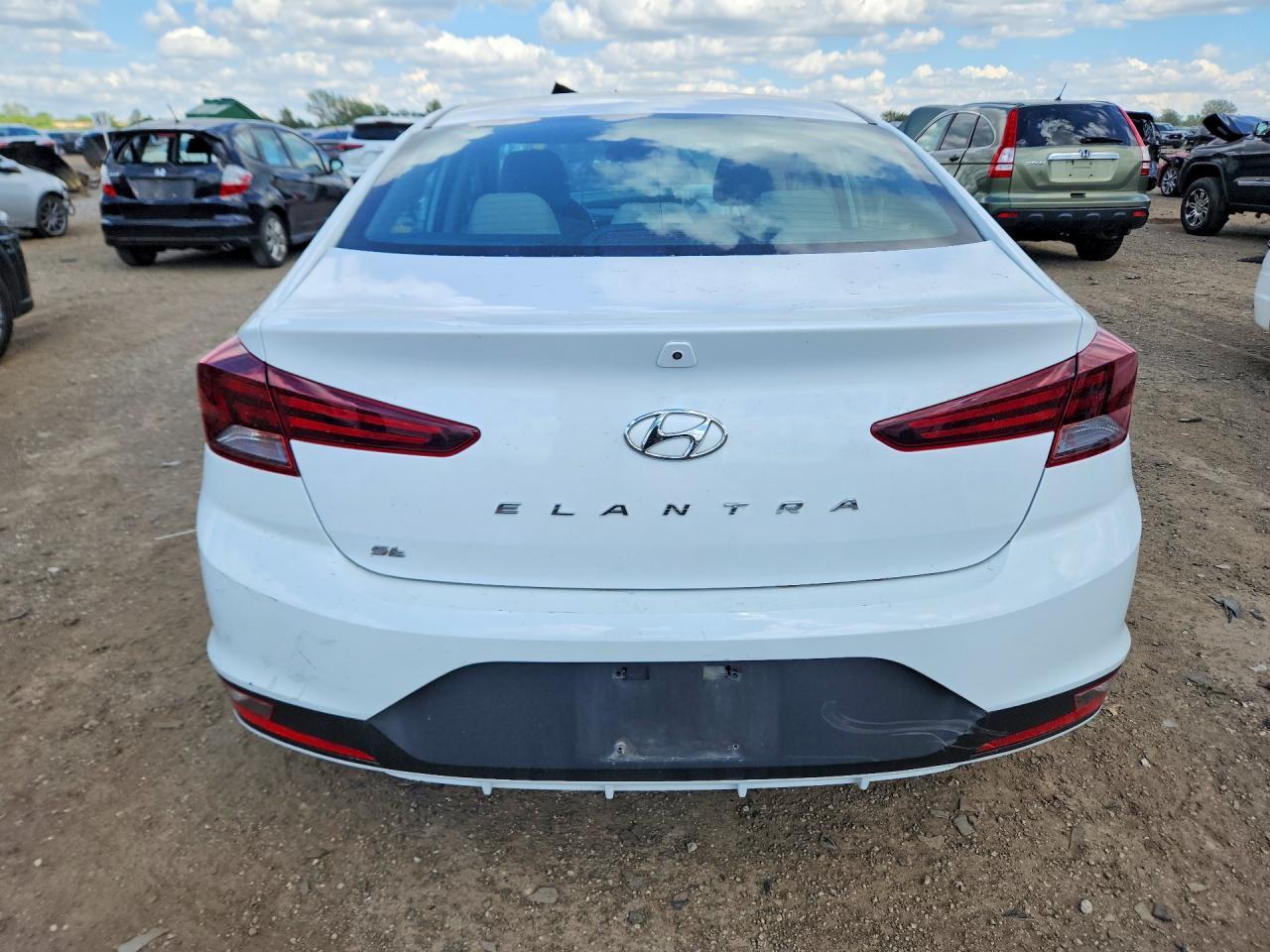 2019 Hyundai Elantra Se - Фото 6