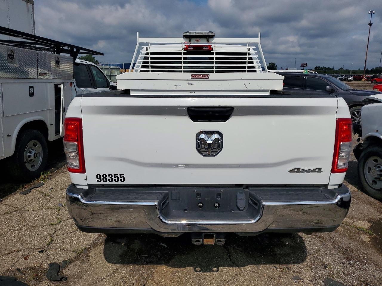 2022 Ram 2500 Tradesman - Image 6