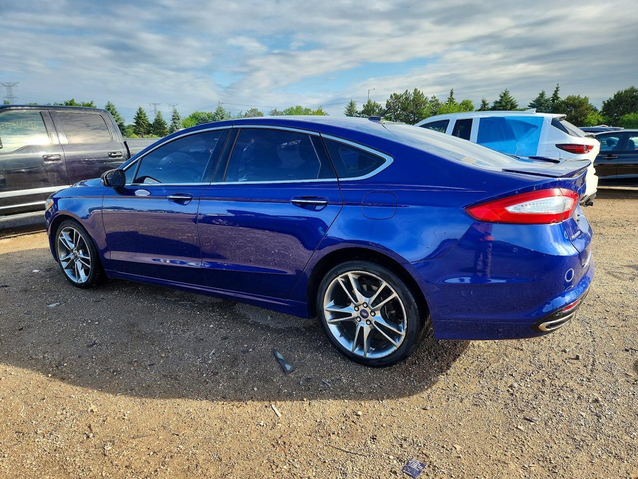 2016 Ford Fusion Titanium - Image 2