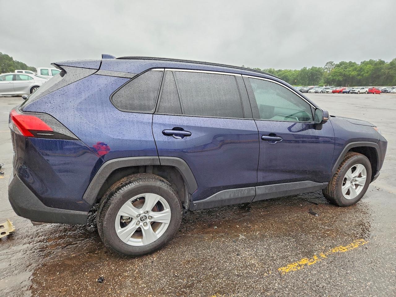 2021 Toyota Rav4 Xle - Фото 3