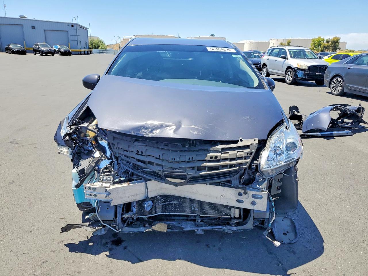 2014 Toyota Prius Three - Image 5