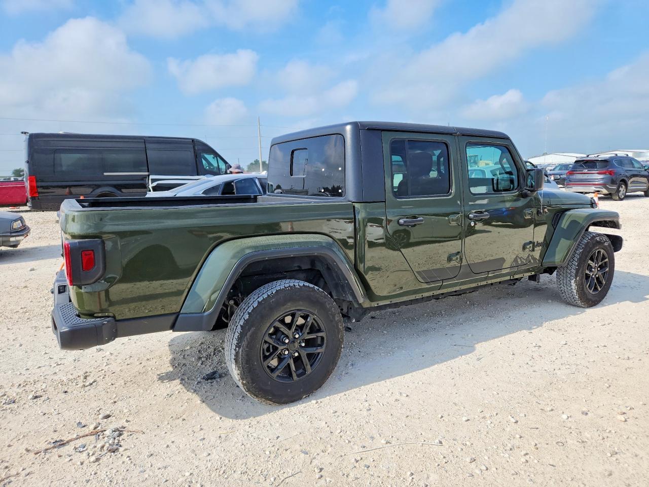 2023 Jeep Gladiator Sport - Фото 3
