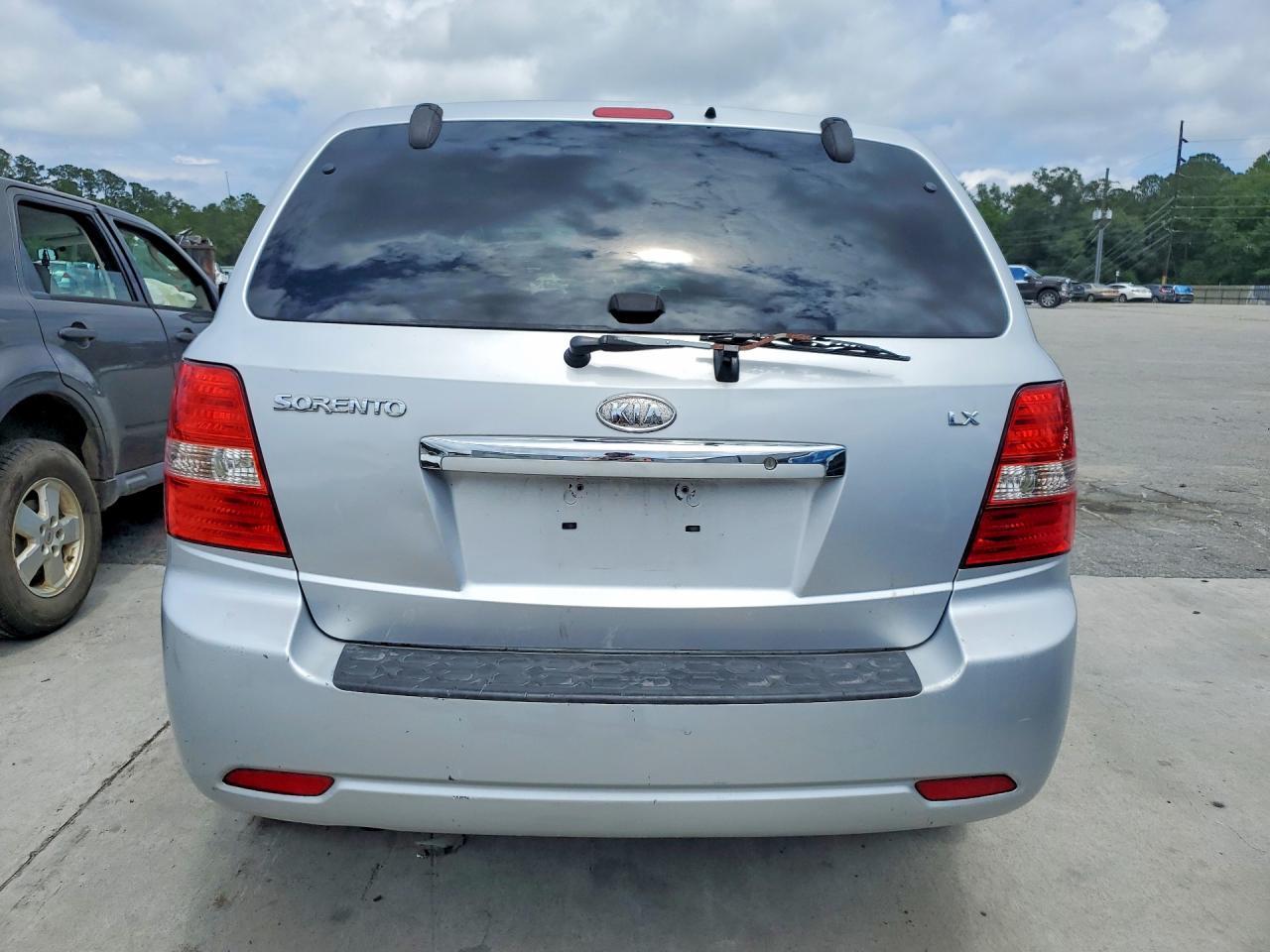 2007 Kia Sorento Base - Image 6