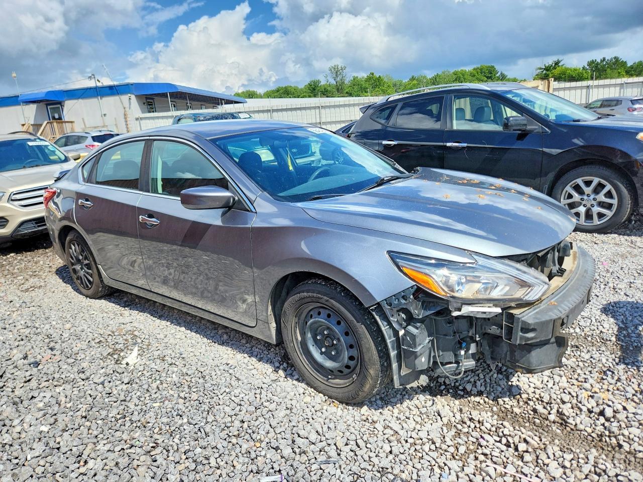 2016 Nissan Altima 2.5 S - Image 4