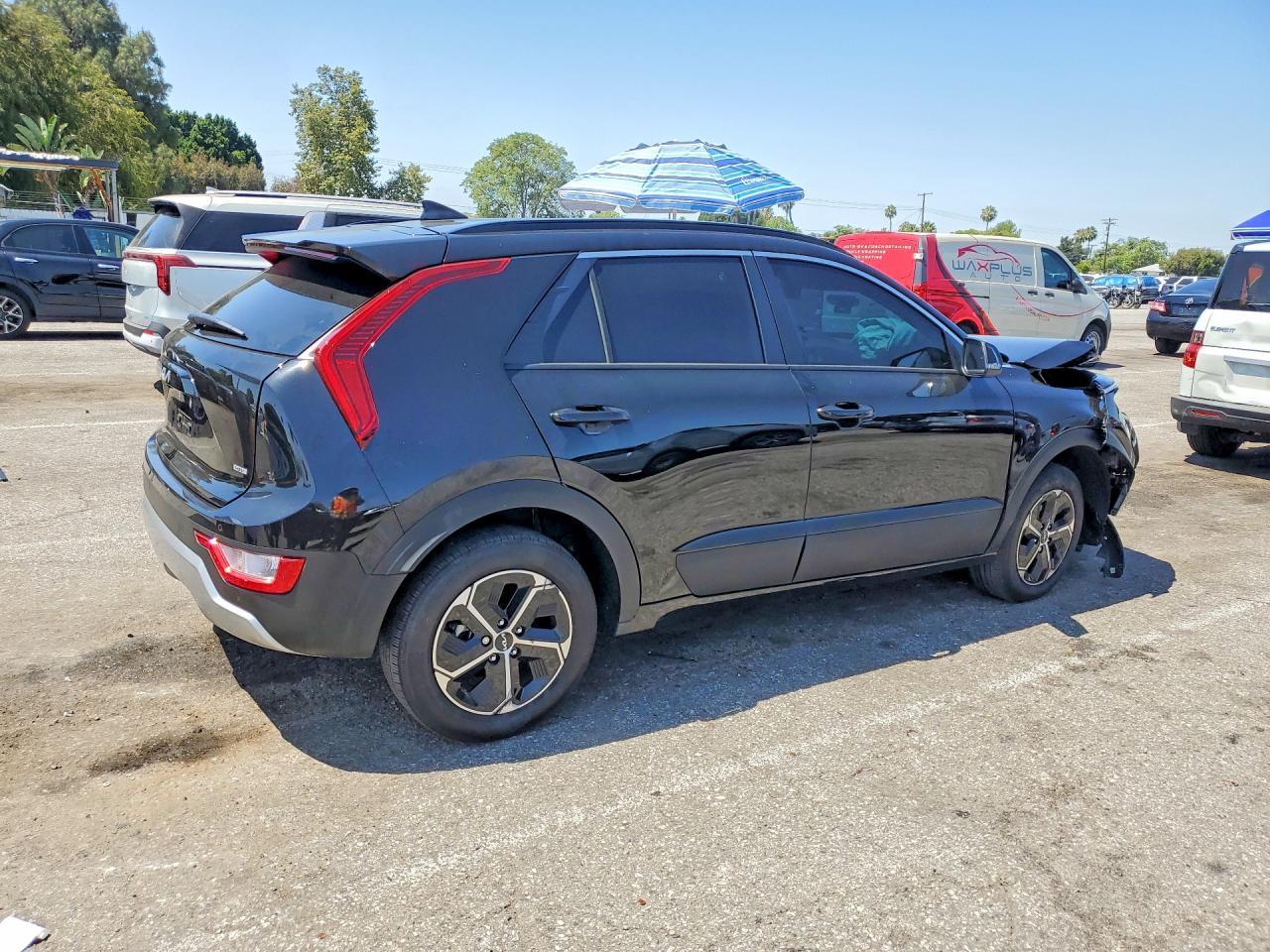 2026 Kia Niro Ex - Image 3