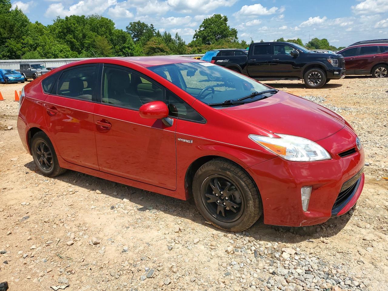 2013 Toyota Prius Three - Image 4