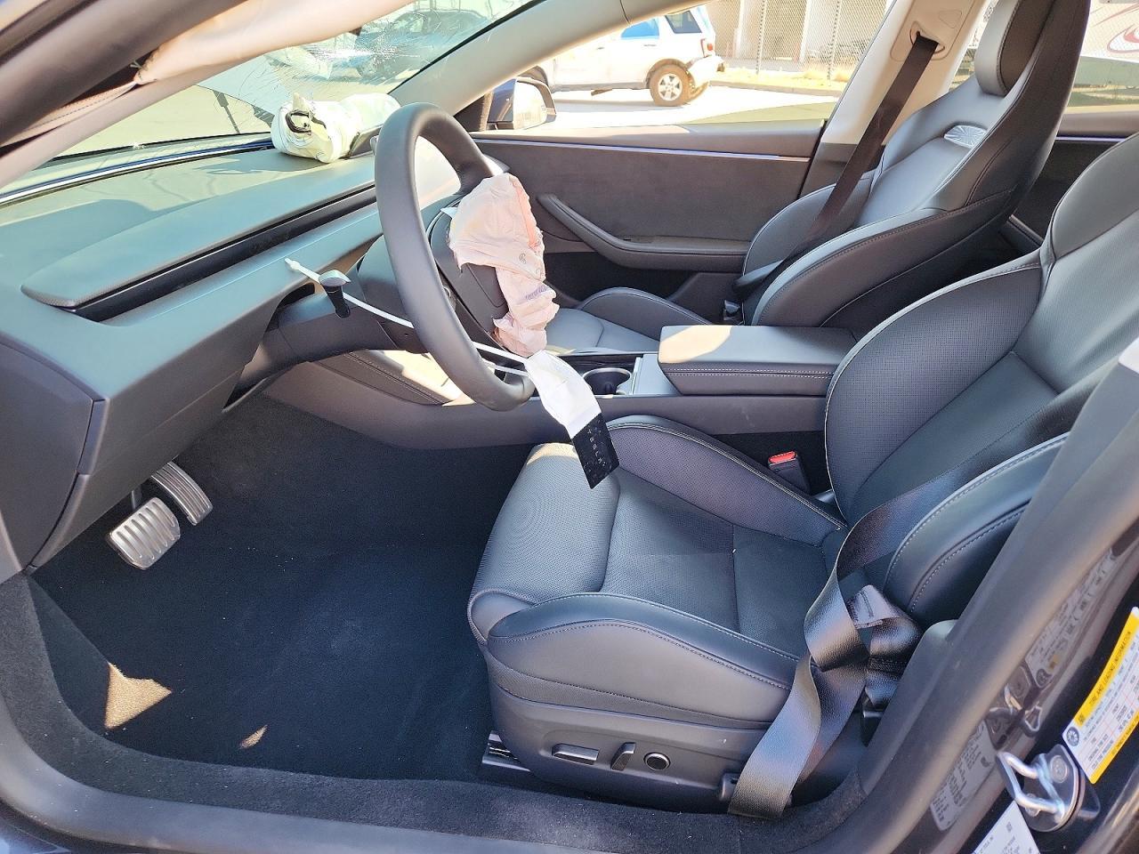 2026 Tesla Model 3 - Фото 7