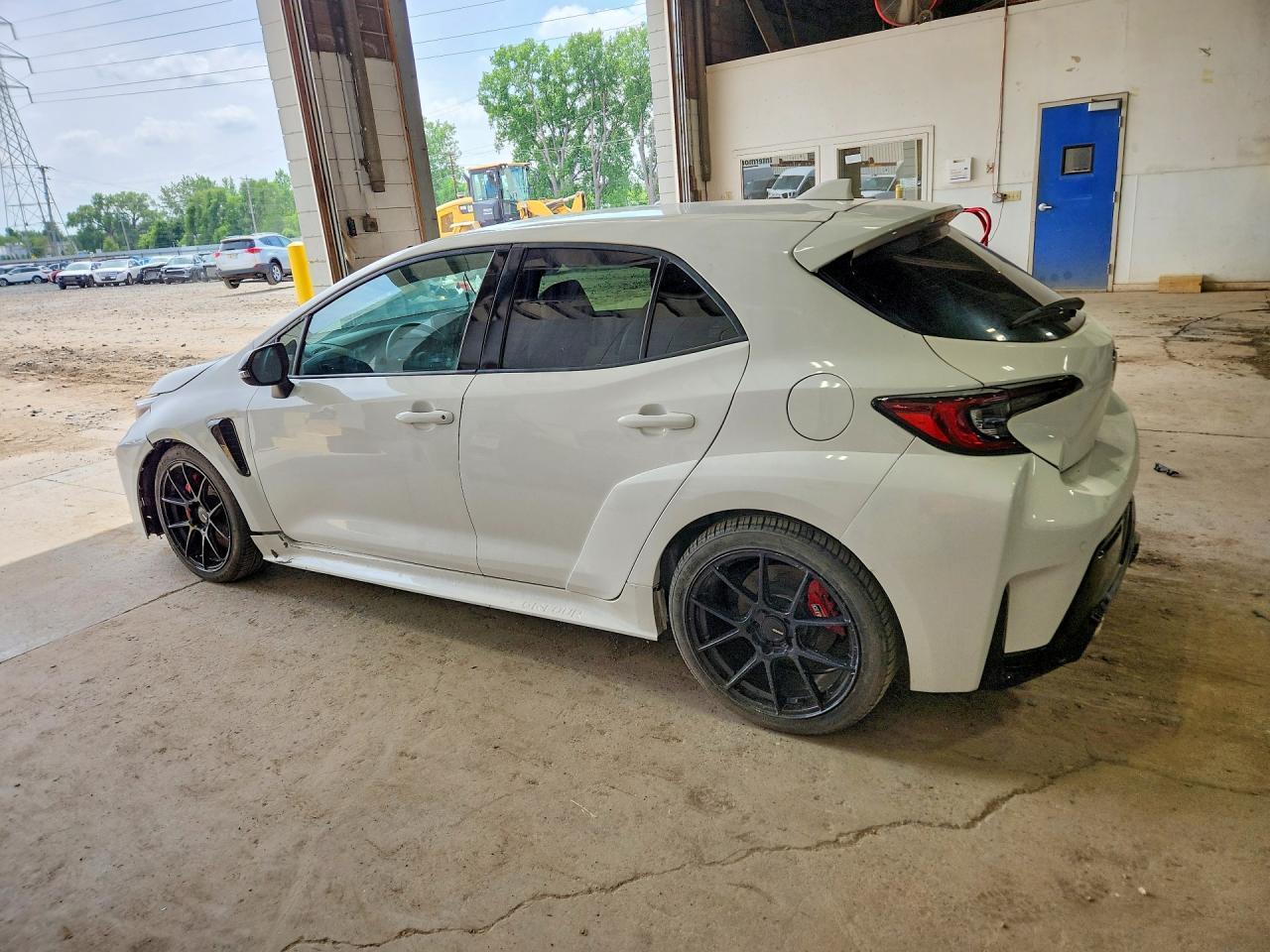 2024 Toyota Gr Corolla Premium - Фото 2