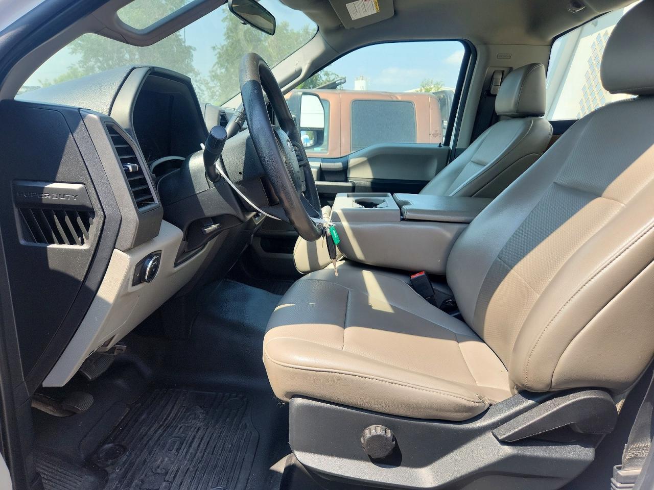 2020 Ford F450 Super Duty - Image 7