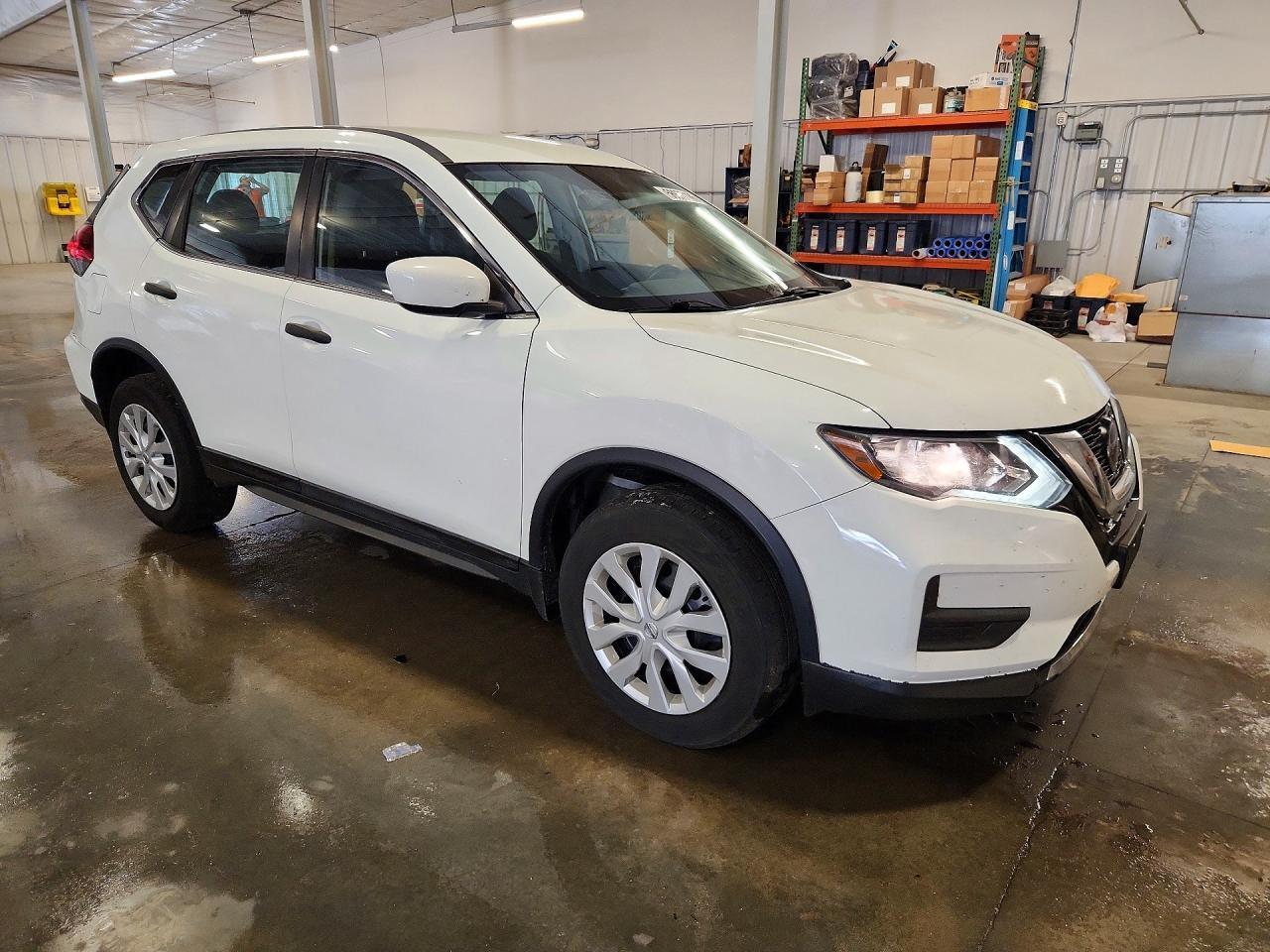 2019 Nissan Rogue S - Image 4