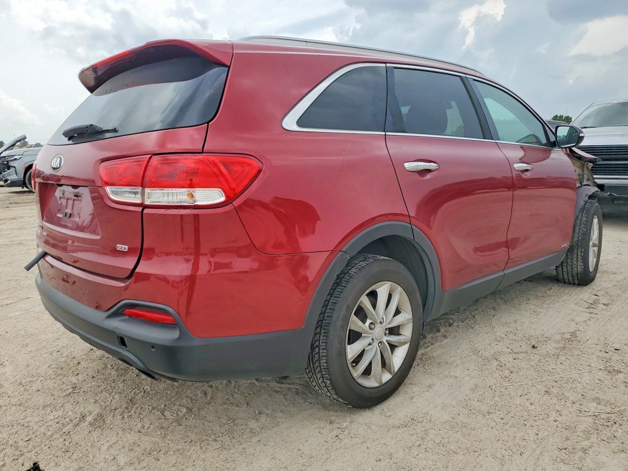 2016 Kia Sorento Lx - Image 3