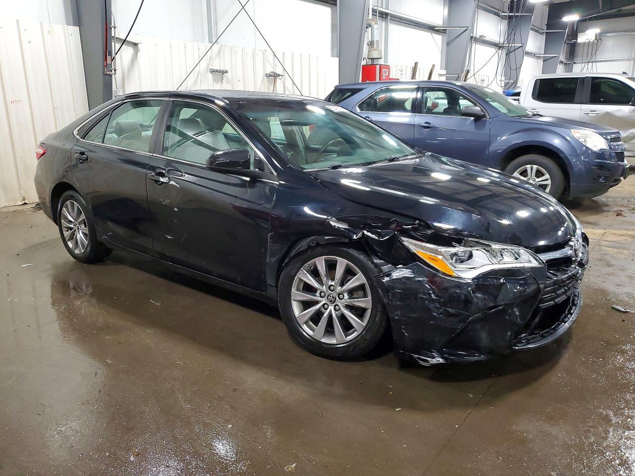 2016 Toyota Camry Xle V6 - Фото 4