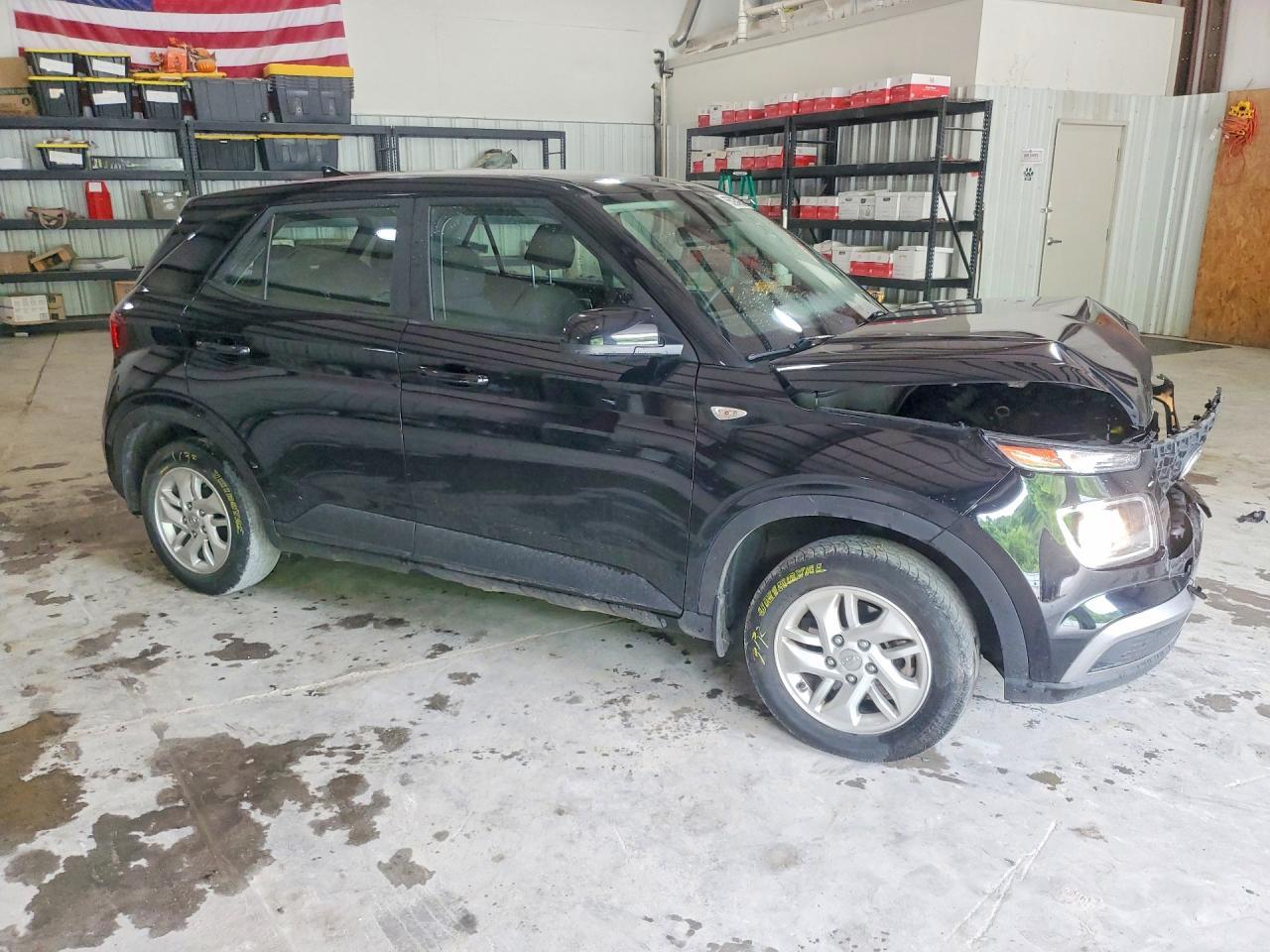 2022 Hyundai Venue Se - Image 4