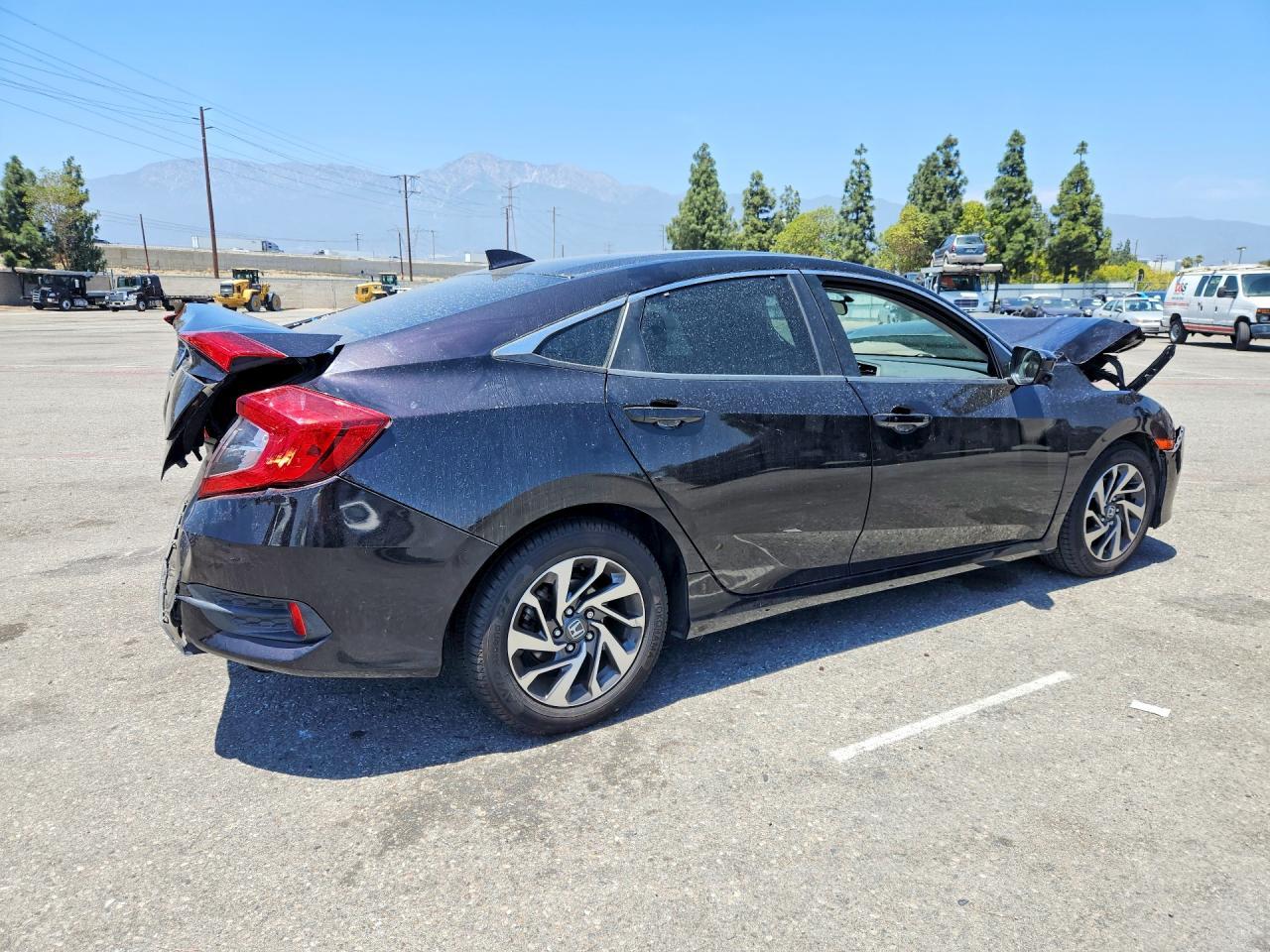 2017 Honda Civic Ex - Фото 3