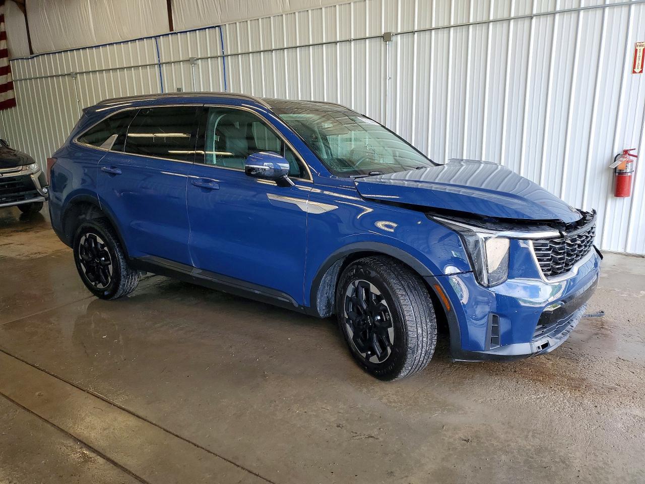 2024 Kia Sorento S - Фото 4
