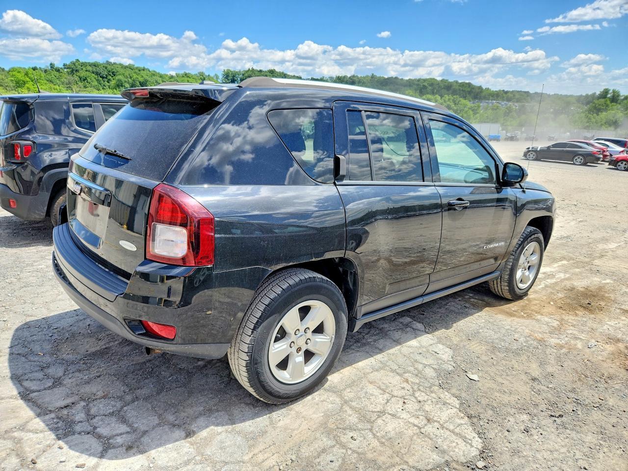 2016 Jeep Compass Latitude - Фото 3