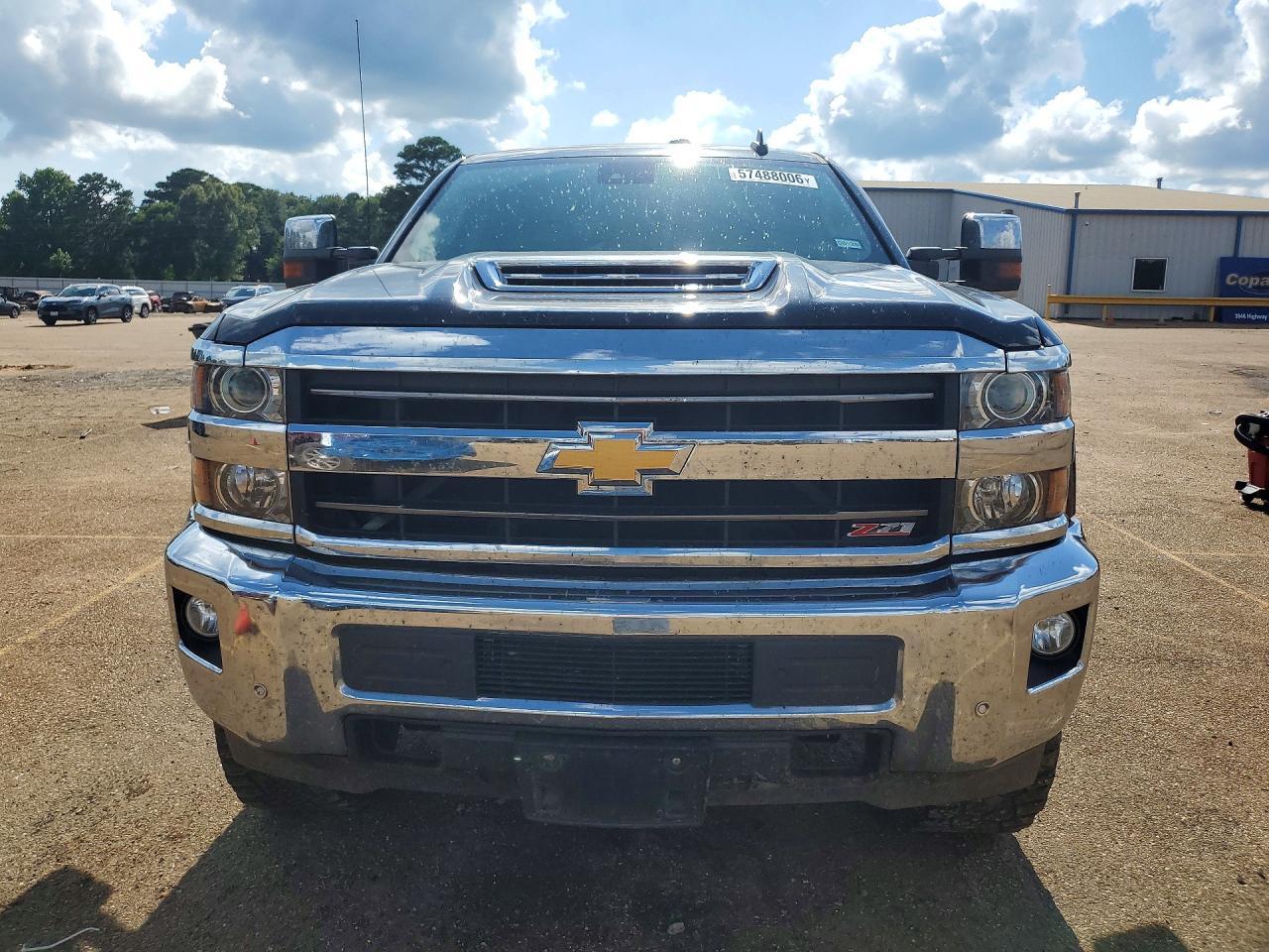 2019 Chevrolet Silveo2500 - Фото 5