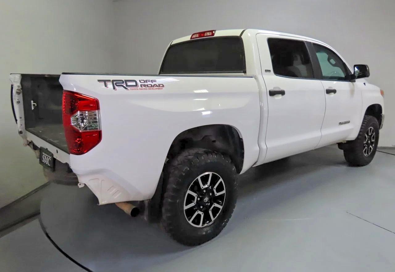 2016 Toyota Tundra Crewmax Sr5 - Image 3