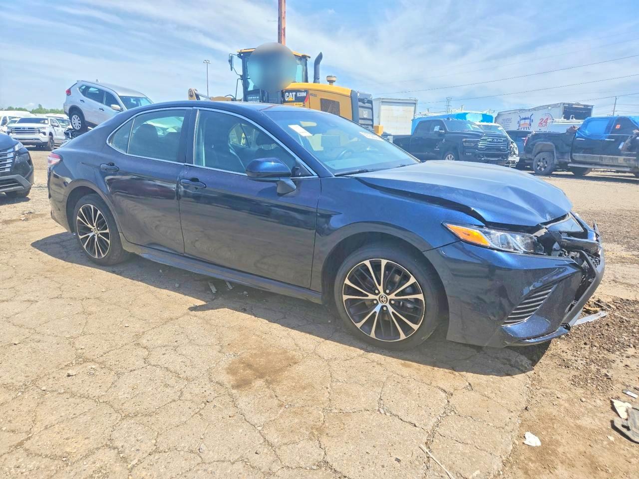 2020 Toyota Camry Se - Image 4