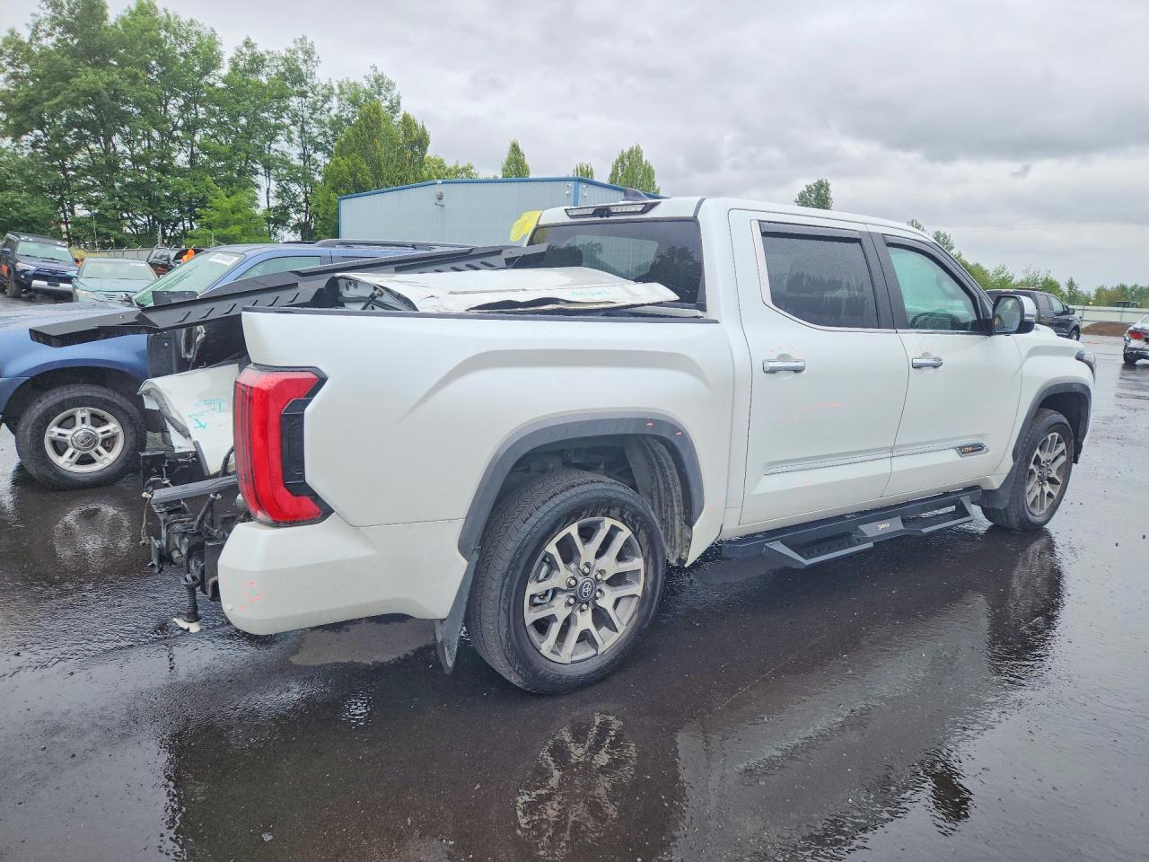 2025 Toyota Tundra 1794 Edition Hv - Image 3