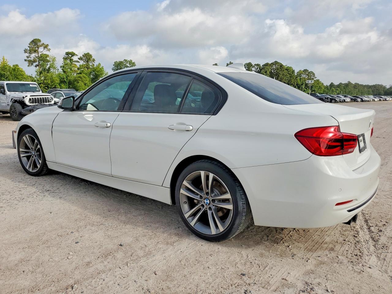 2016 BMW 328 I Sulev - Image 2