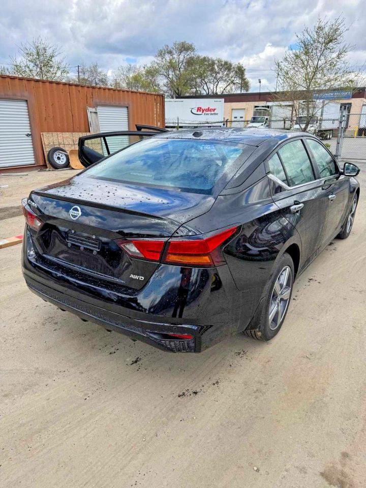 2022 Nissan Altima S - Image 4