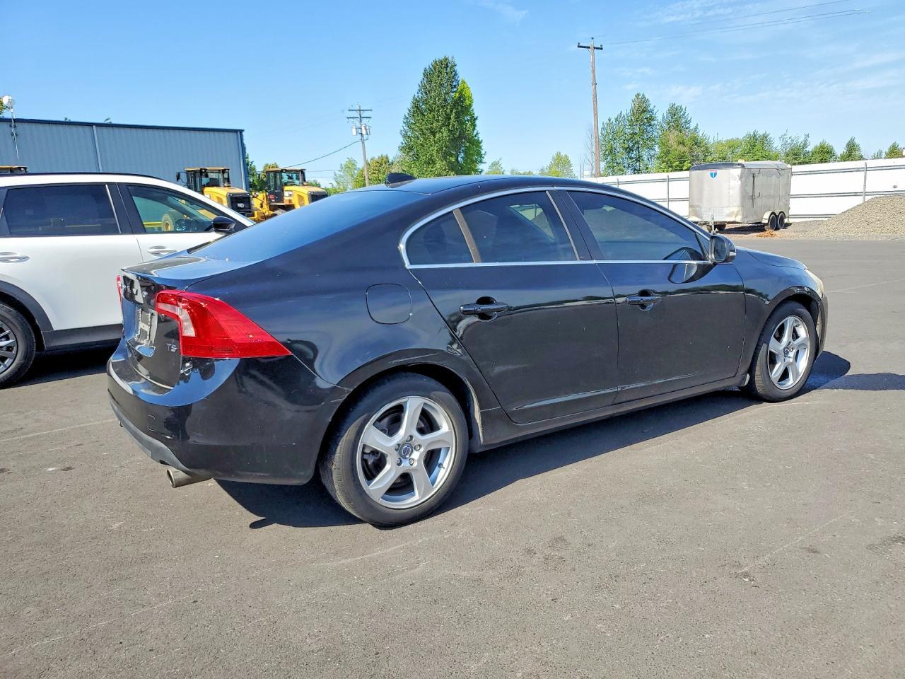 2013 Volvo S60 T5 - Image 3