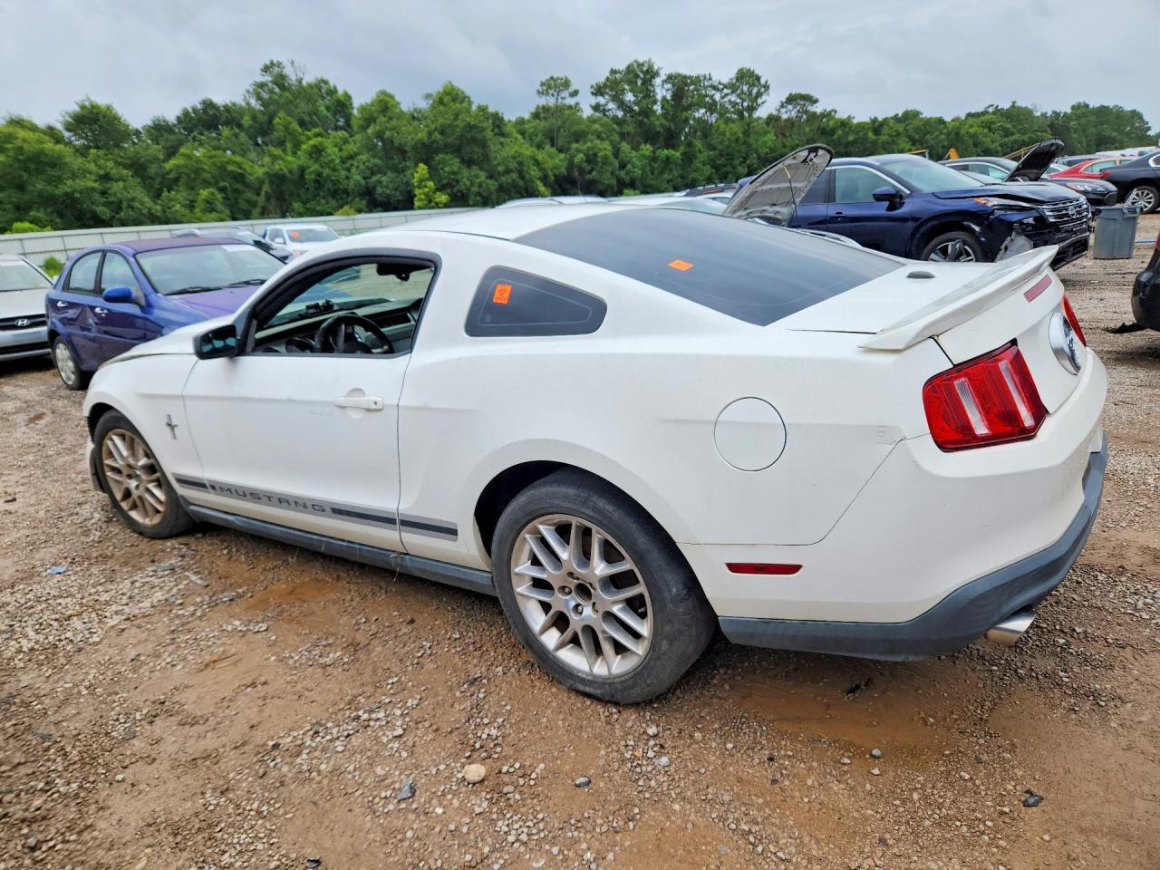 2012 Ford Mustang - Фото 2