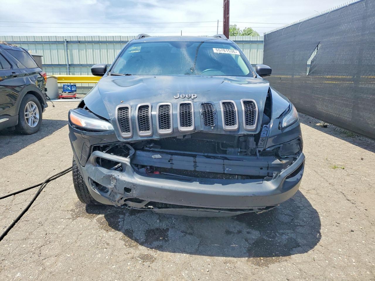 2016 Jeep Cherokee Trailhawk - Фото 5