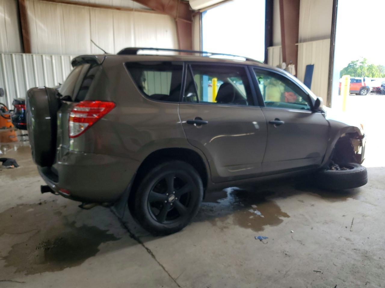 2011 Toyota Rav4 Base - Image 3