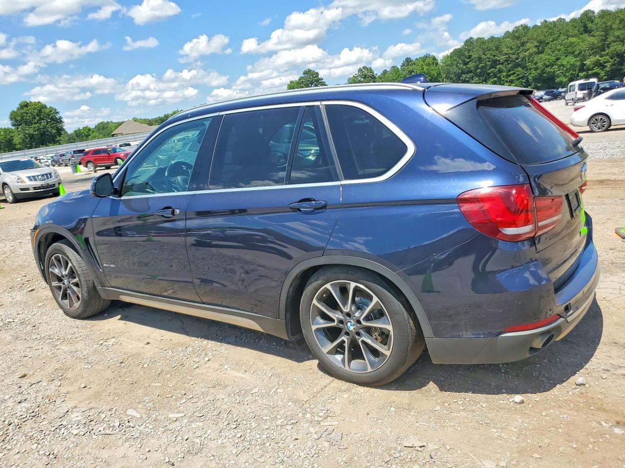 2015 BMW X5 xDrive35I - Фото 2